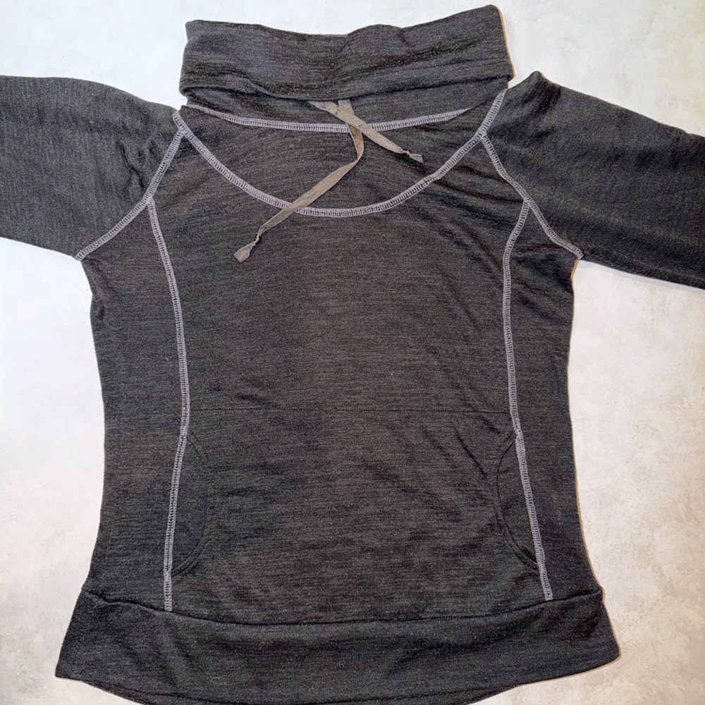 Kuhl Women’s Lea Sweatshirt Cowl Neck Gray 4186 Athletic Athleisure Gorpcore M - Picture 2 of 12